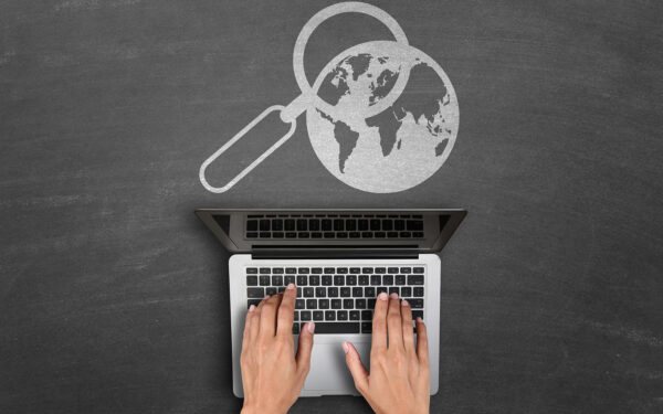 Pourquoi les noms de domaine comptent toujours (même à l'ère des moteurs de recherche)