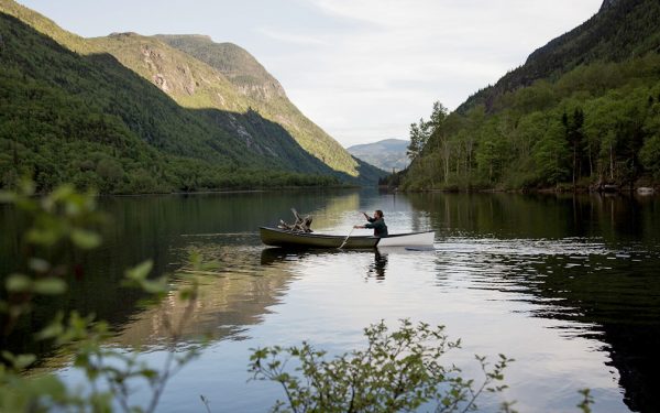 Patriotic values permeated throughout abitibi & co.’s brand– because what’s more Canadian than a canoe?