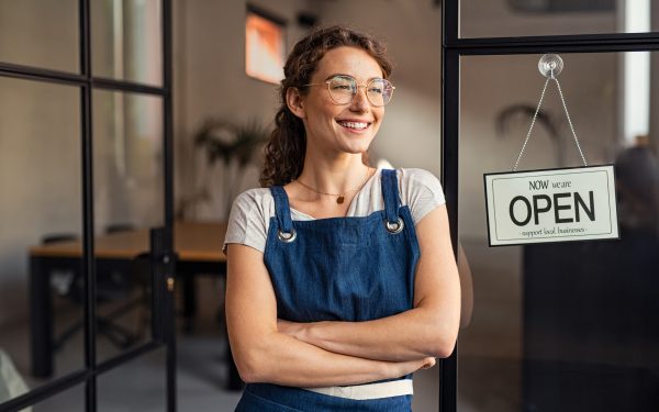 The ultimate guide to <i>starting a business in Canada</i>