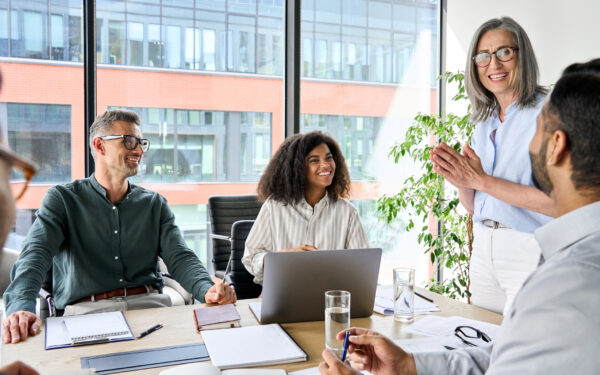 Comment les entreprises canadiennes me protègent-elles des cybercriminel·les?