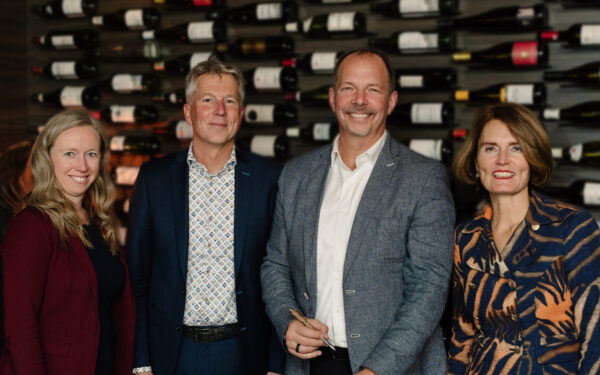 CIRA and SIDN agree on partnership to build new registry platform