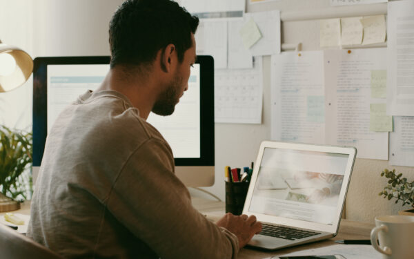 Side hustle to full-time - part 2: Picking a domain registrar and website builder